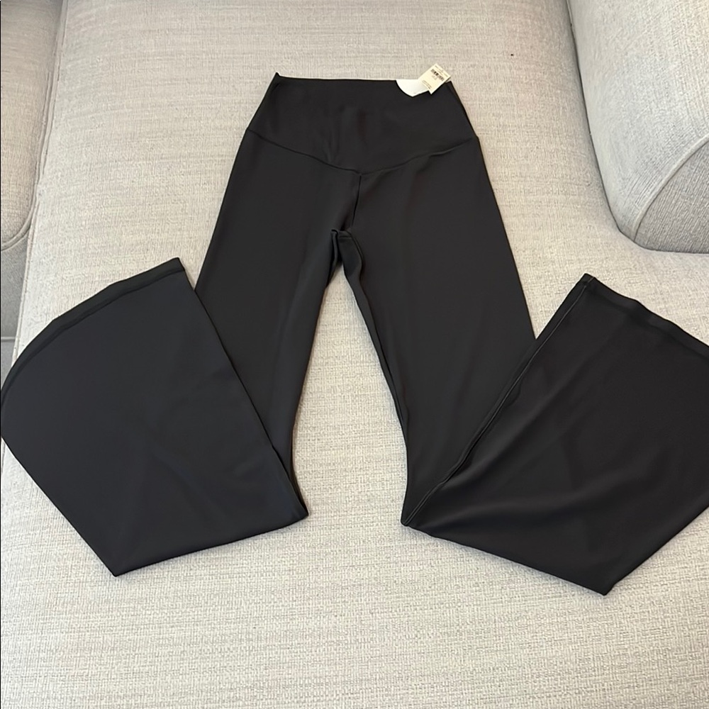 Offline by Aerie Dark Grey Real Me Flare Leggings - Picture 2 of 6